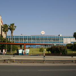 Fábrica de Cervezas Alhambra / El Águila