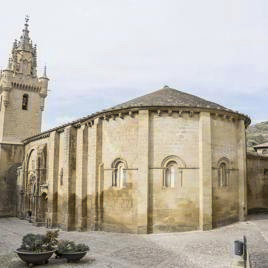 Restauración cuerpo de campanas de la torre y paso de ronda de la Iglesia de Santa María la Mayor de Uncastillo