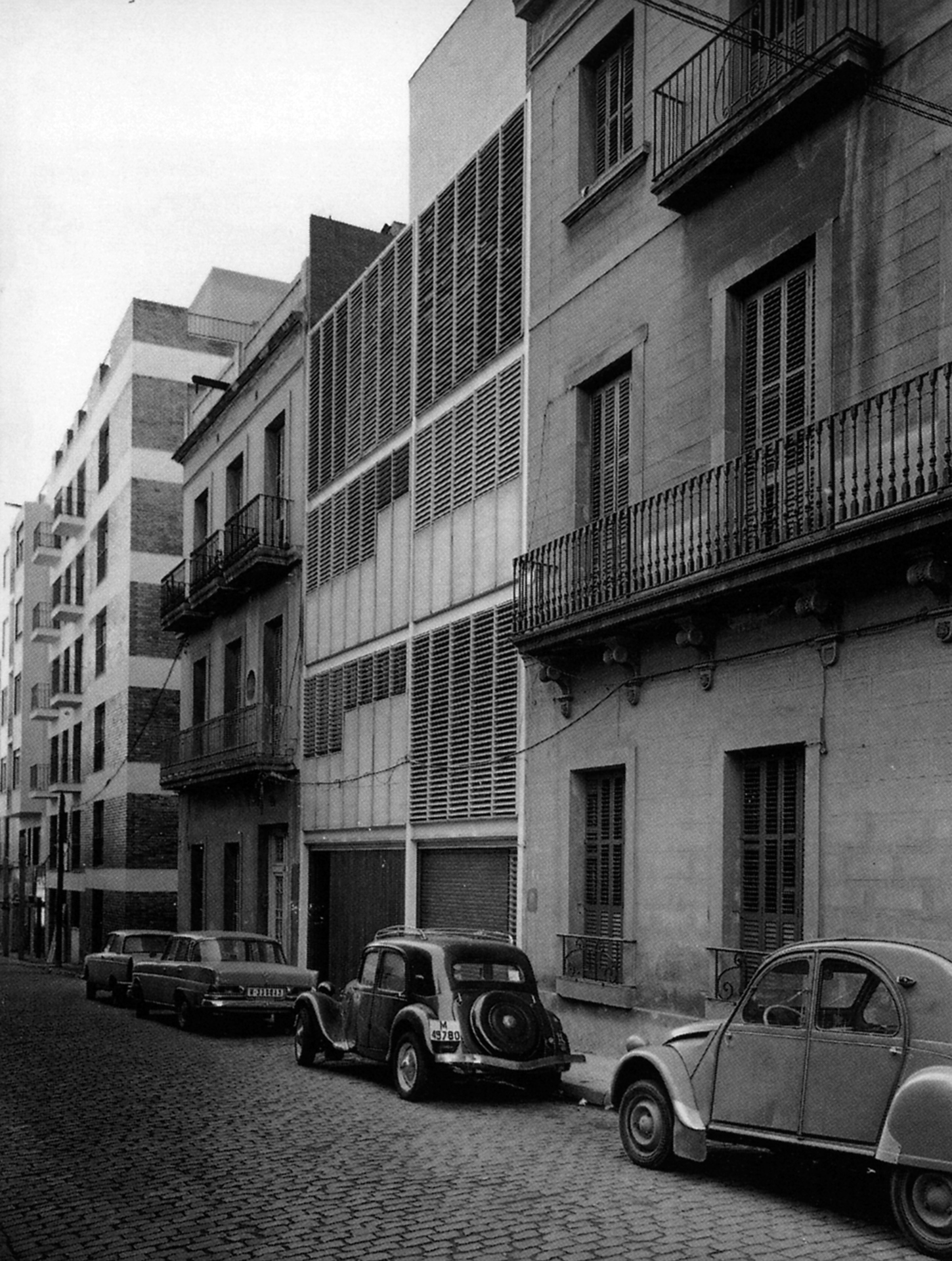  Casa estudio Tàpies