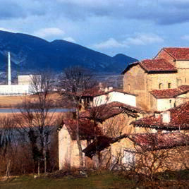 Edificio para Residencia de Nuclenor en Santa María de Garoña
