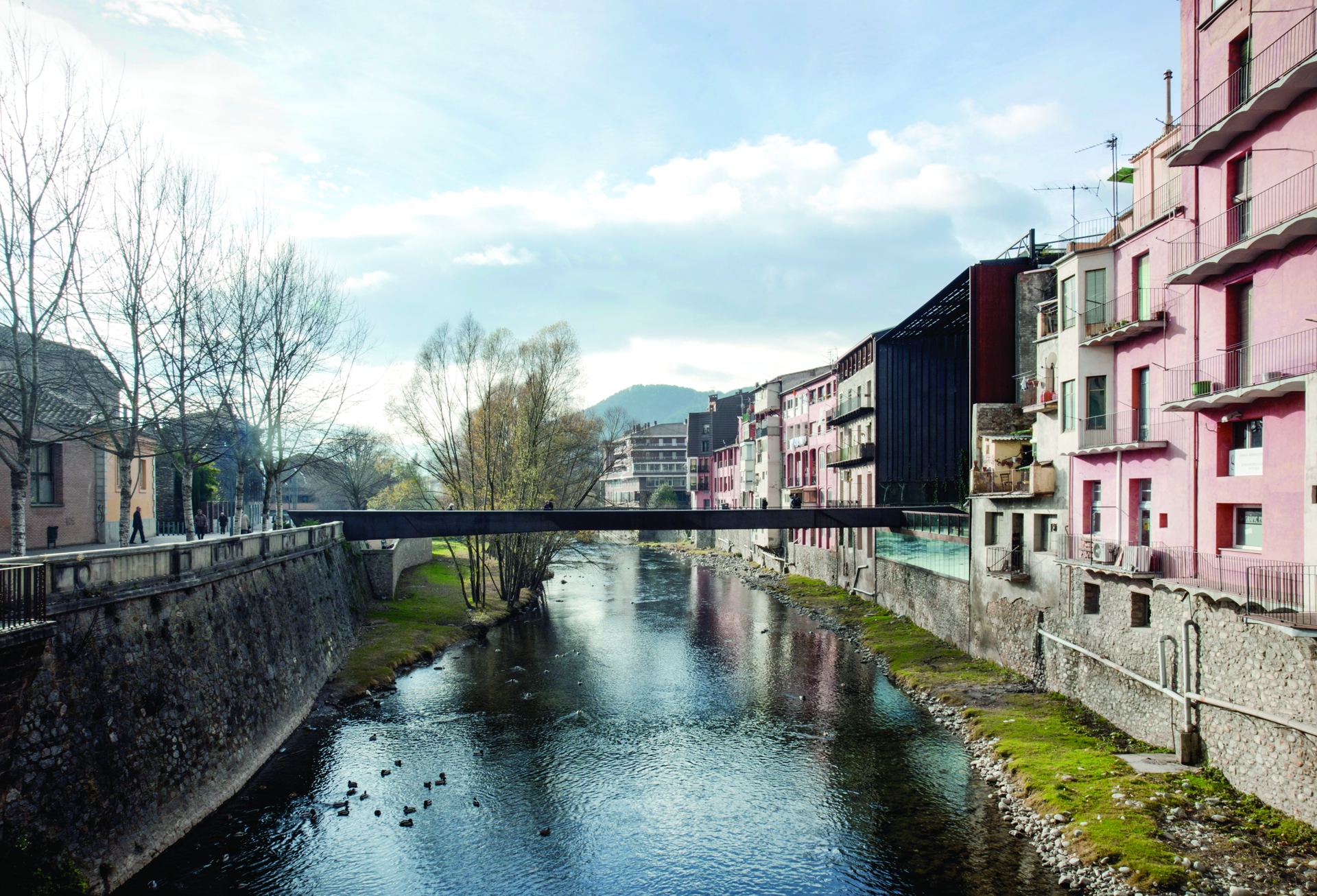  Espacio público Teatro La Lira