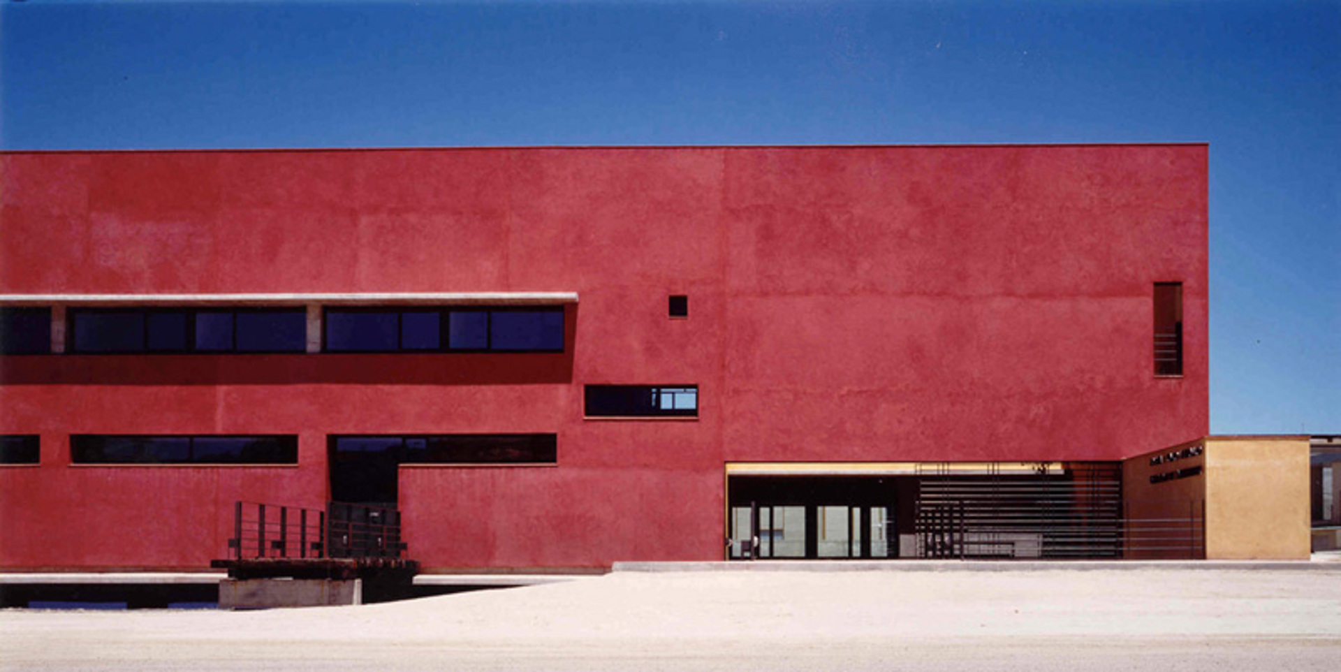  Hospital Clínico Veterinario y Granja Veterinaria