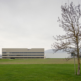 Nave y Oficinas Atecna