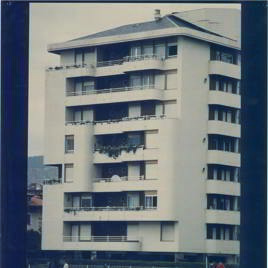 Edificio en el Paseo Ocharan Mazas