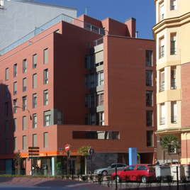 Edificio Puente Colgante