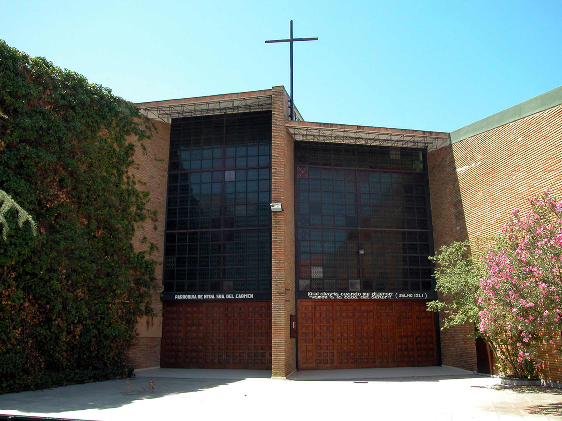  Iglesia de Nuestra Señora del Carmen