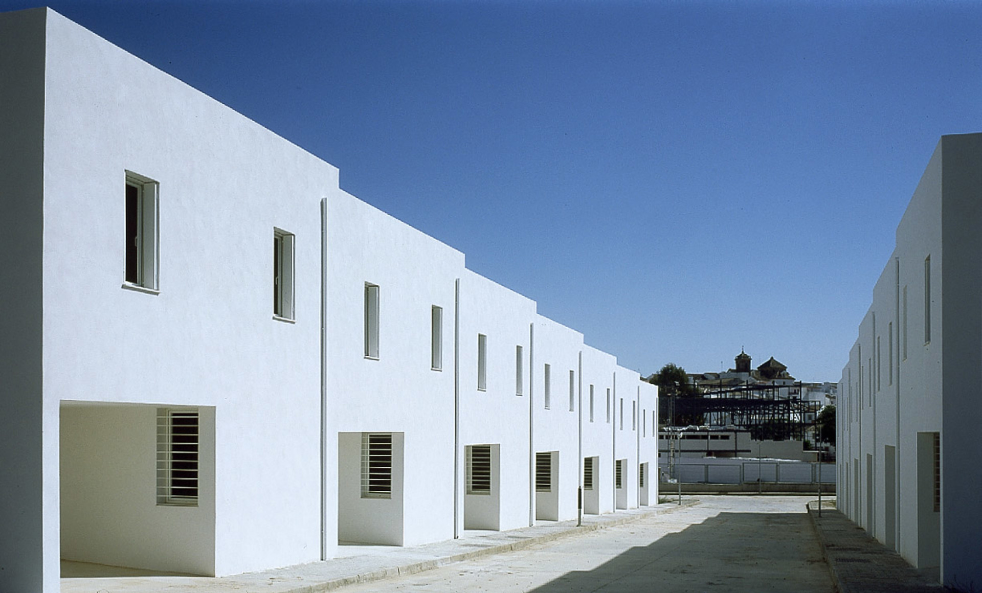  13 viviendas autoconstruidas en Palenciana