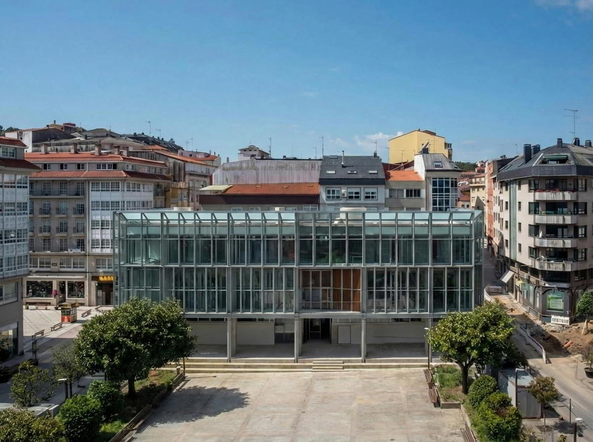  Envolvente para mejora energética casa consistorial de Ribeira