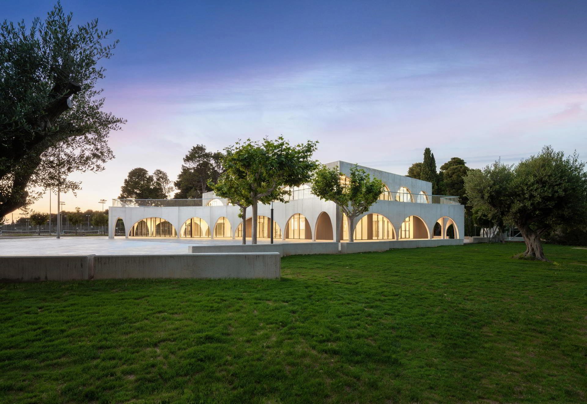  Pabellón Social Miralbueno-El Olivar