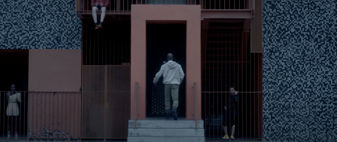 Fotograma del videoclip Poems from Ramayana, Emelvi