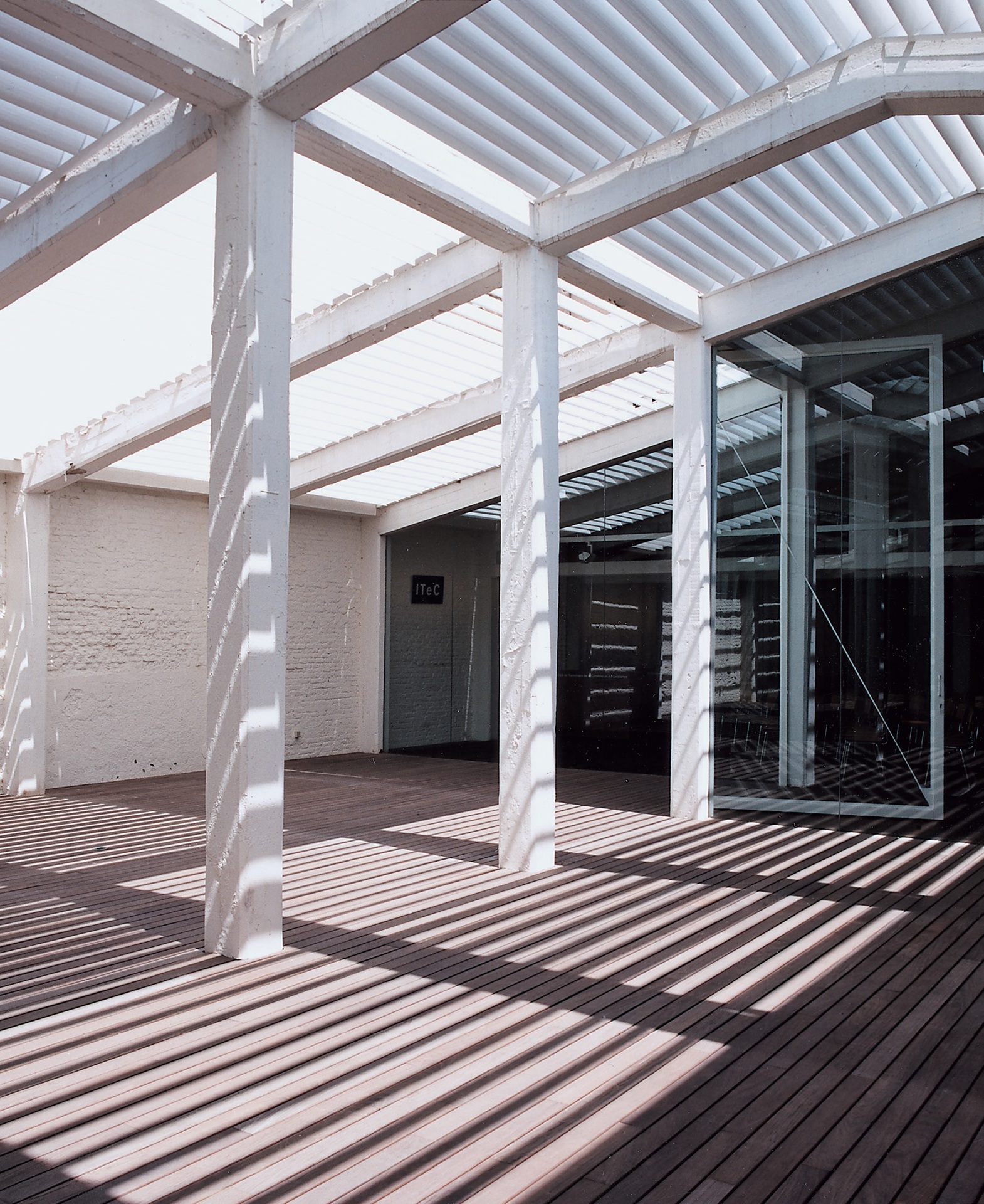  Reforma de la sala de actos y polivalente del ITEC