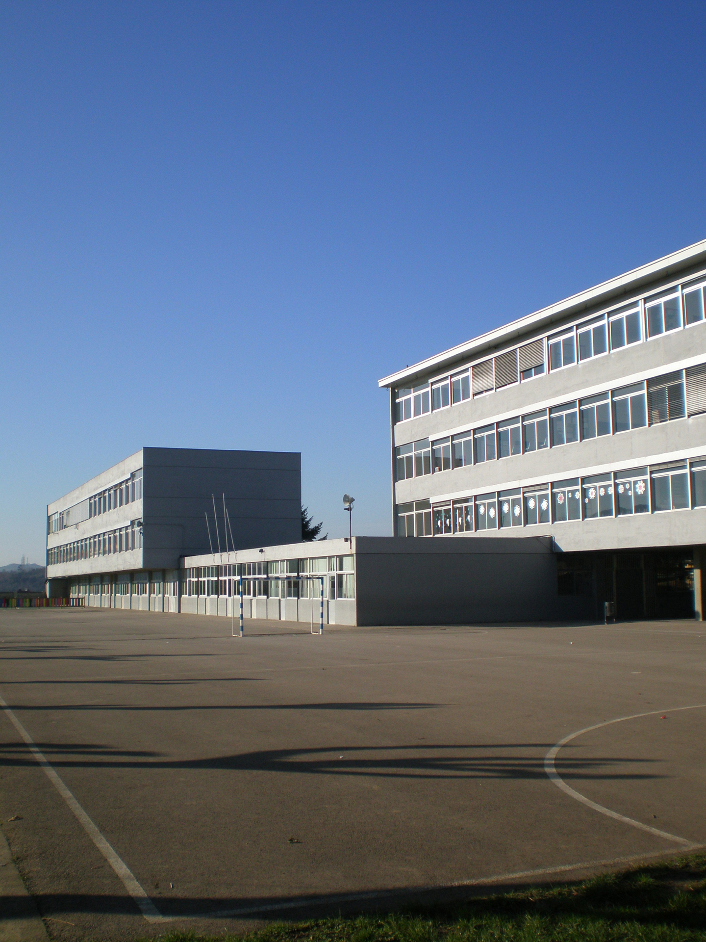 Colegio de los Sagrados Corazones