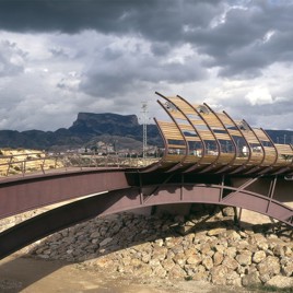 Pasarela peatonal en Petrer