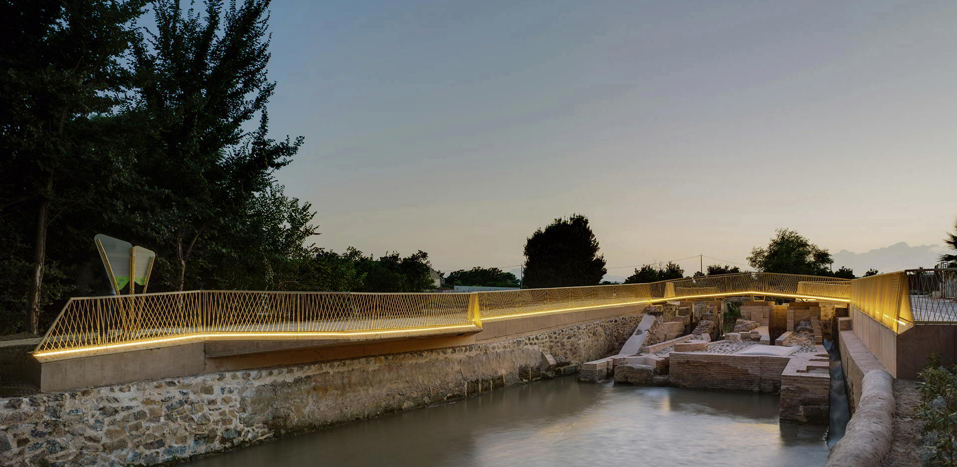 Acondicionamiento del Molino de la Pólvora y su entorno. Santa-Cruz Arquitectura