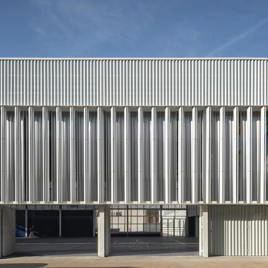 Pabellón deportivo Ferrobús