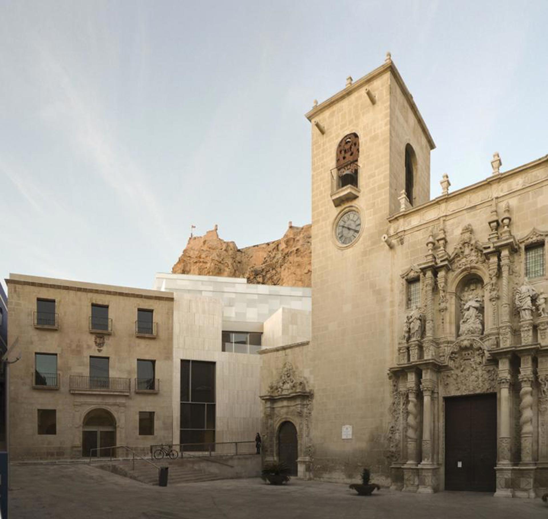  Museo de Arte Contemporáneo de Alicante