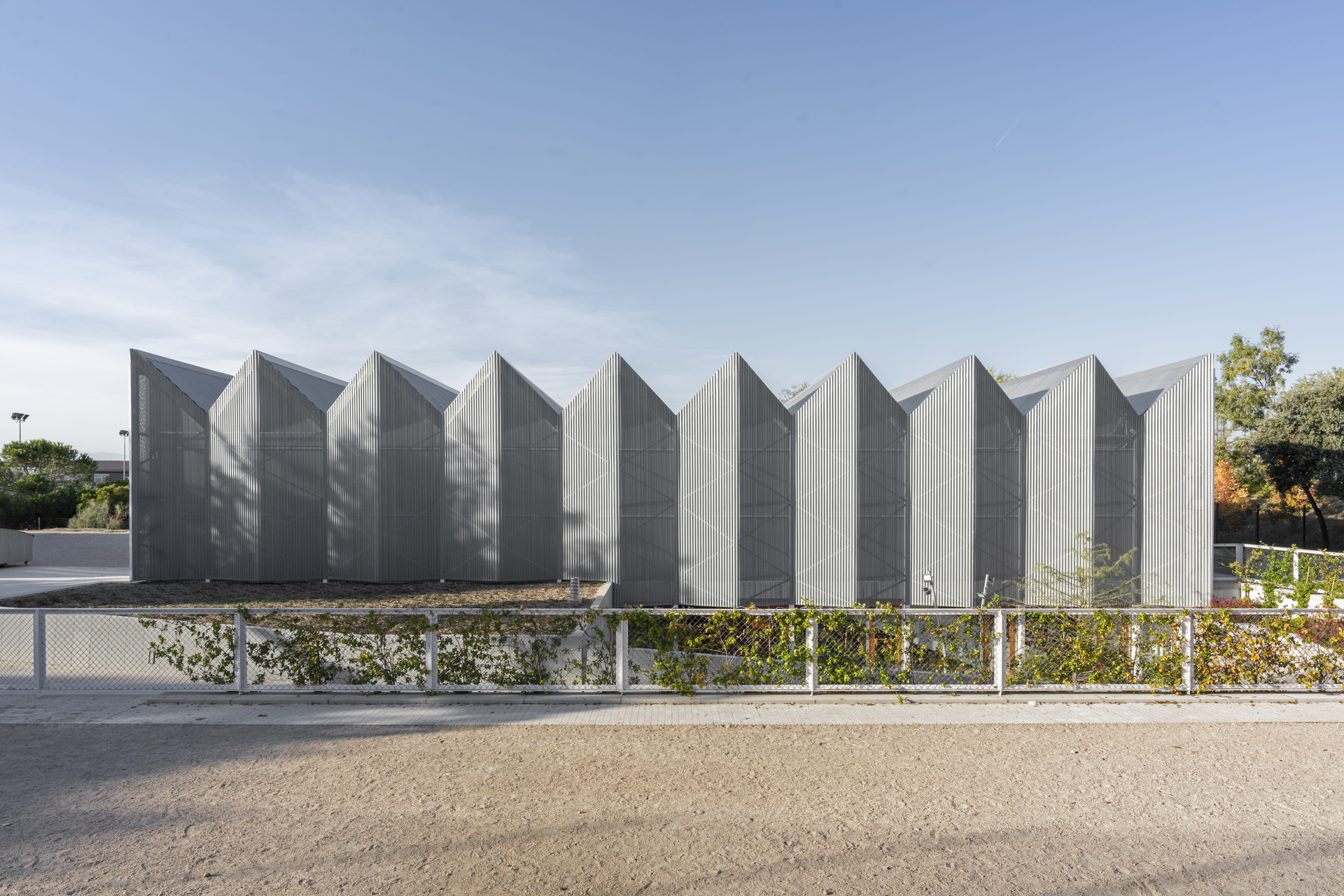  Julia Powell Sports Hall, Runnymede College Campus