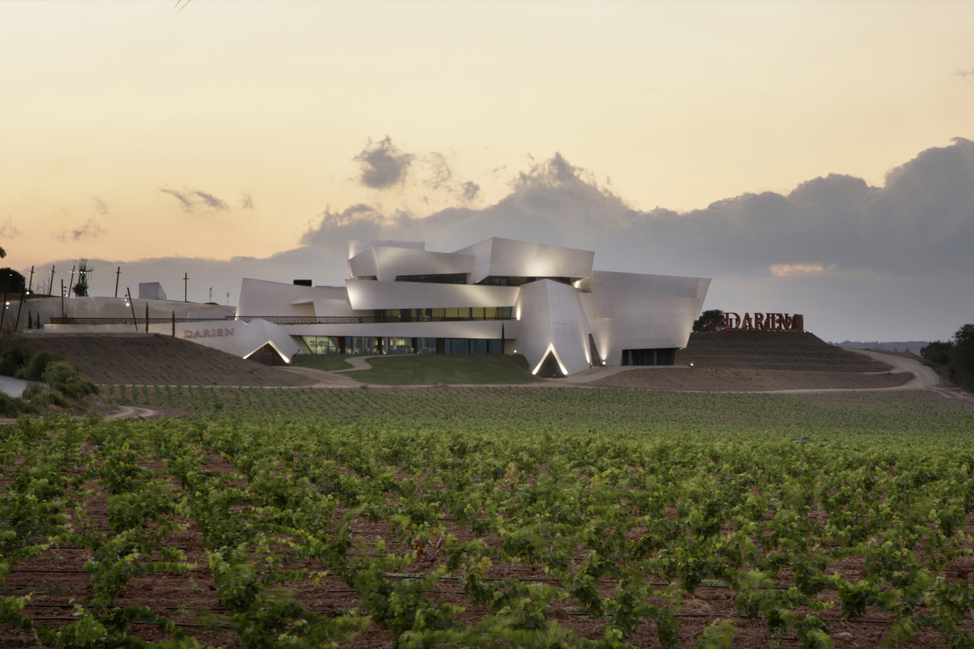  Bodega Darien en Pradolagar