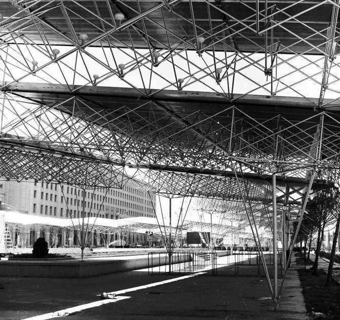 Pabellón de Exposiciones 25 Años de Paz. Emilio Pérez Piñero