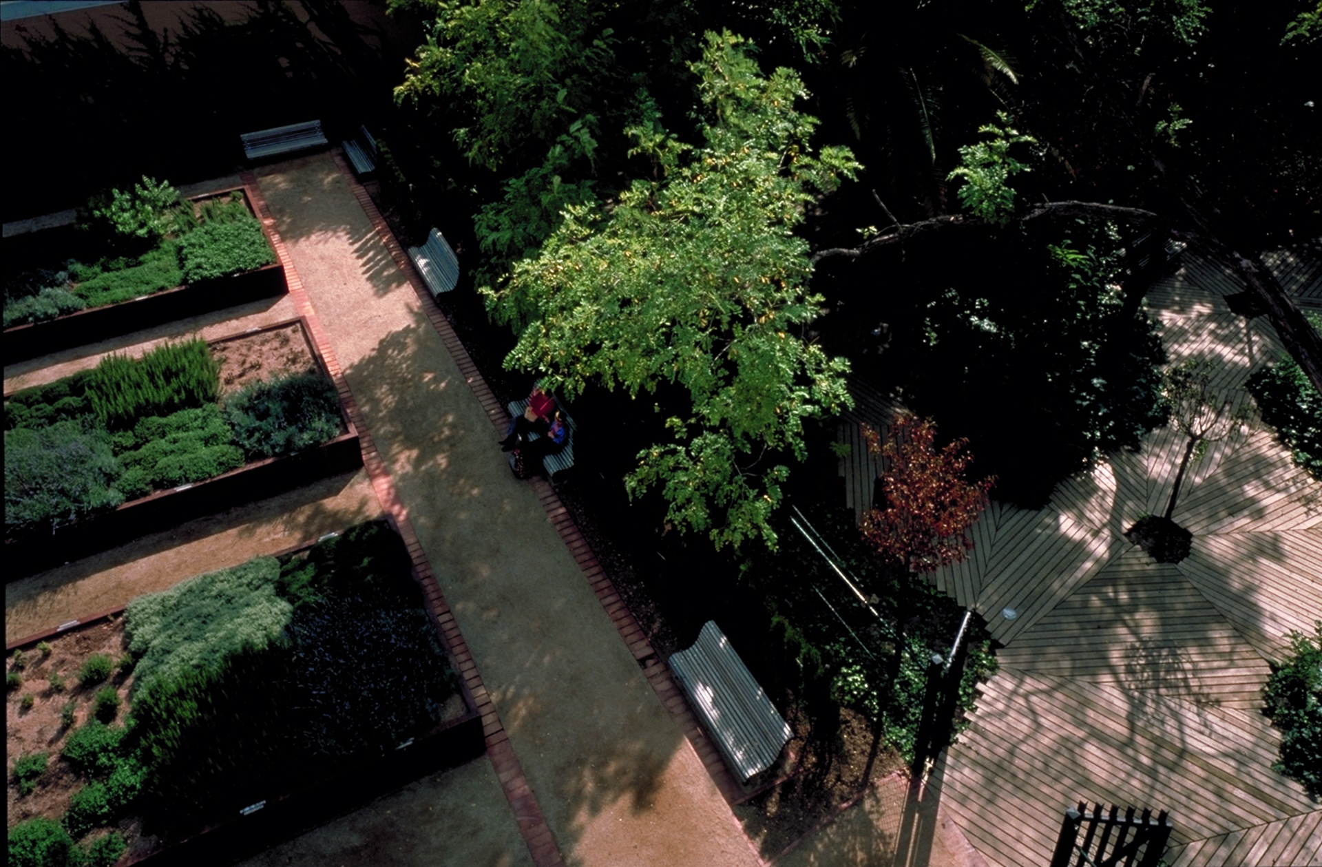  Jardines de Àngel Guimerà