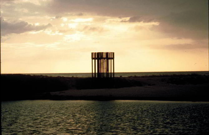 Mirador de los humedales del Delta del Llobregat (1993). Imma Jansana Ferrer.