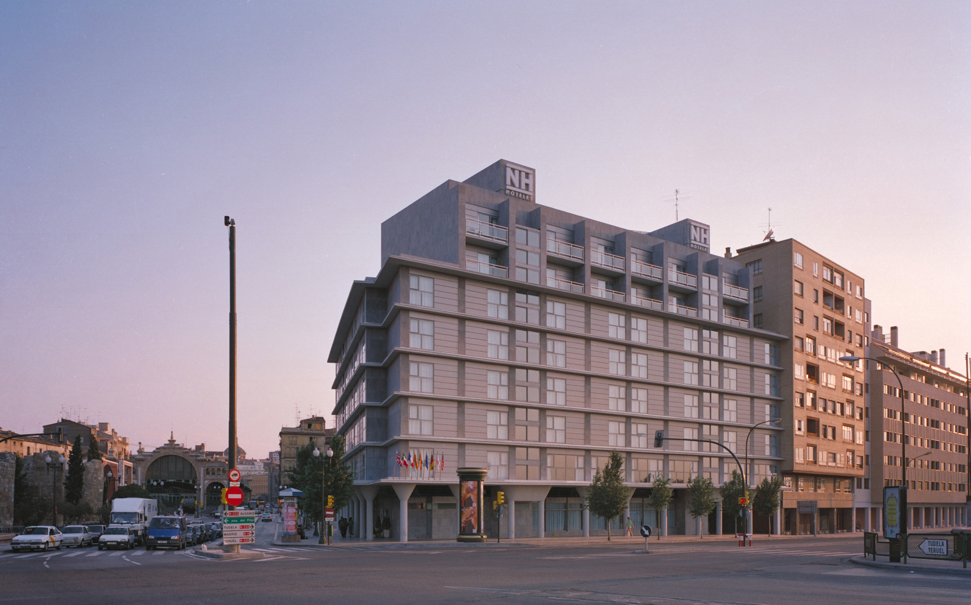  Hotel Ciudad de Zaragoza