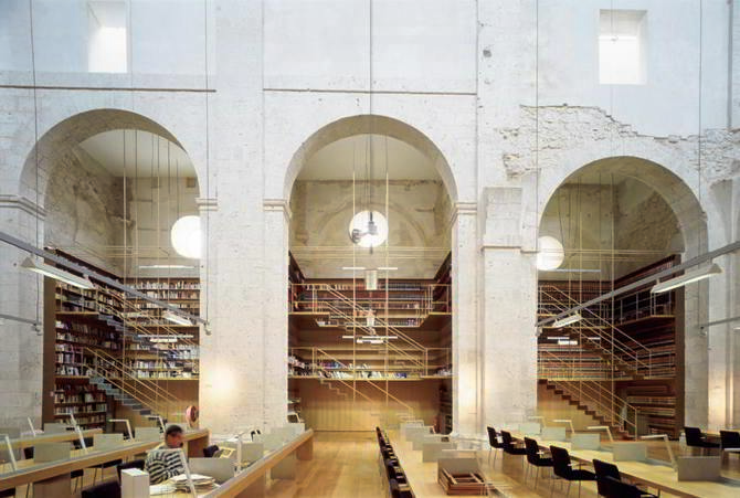 Rehabilitación de la iglesia de San Agustín para Archivo Municipal de Valladolid. Gabriel Gallegos y Primitivo González