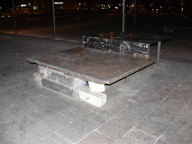 Plaça dels Països Catalans, Barcelona. Albert Viaplana y Helio Piñón
