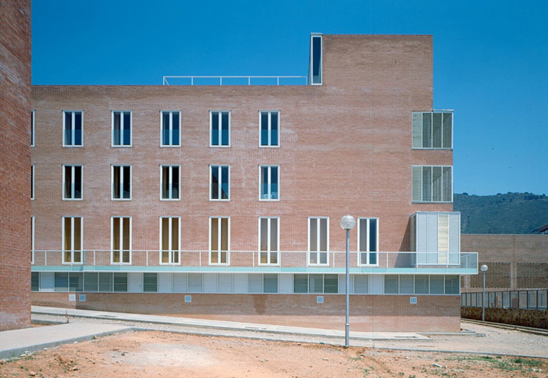  Edificios para la escuela de Ingenieros de Caminos