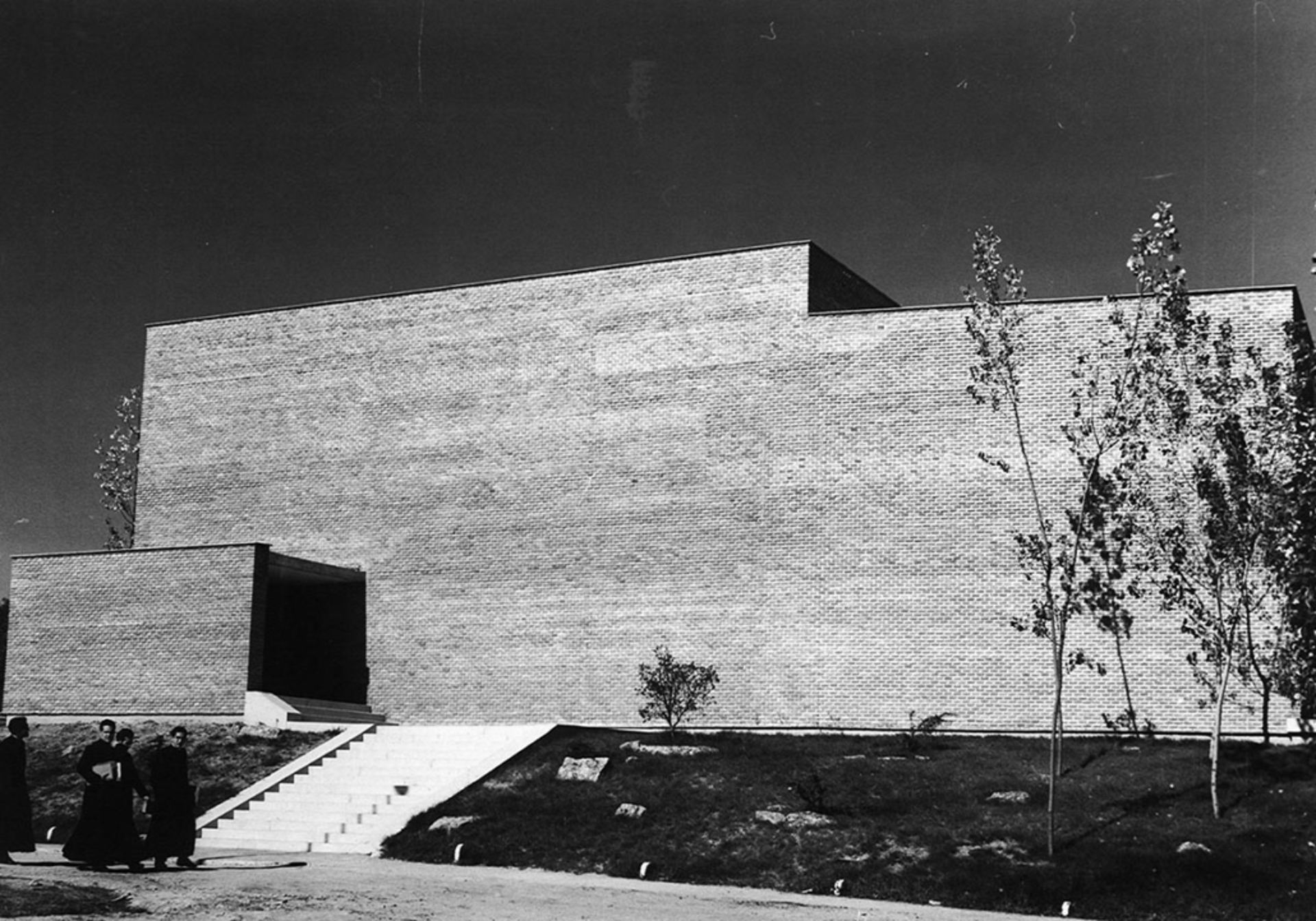  Colegio Mayor Teológico Hispanoamericano y capilla de Santiago