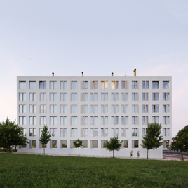 Cooperativa de viviendas Trece Rosas