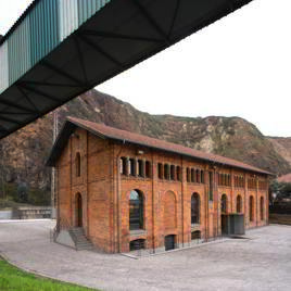 Centro de recepción de visitantes del Puerto de Gijón