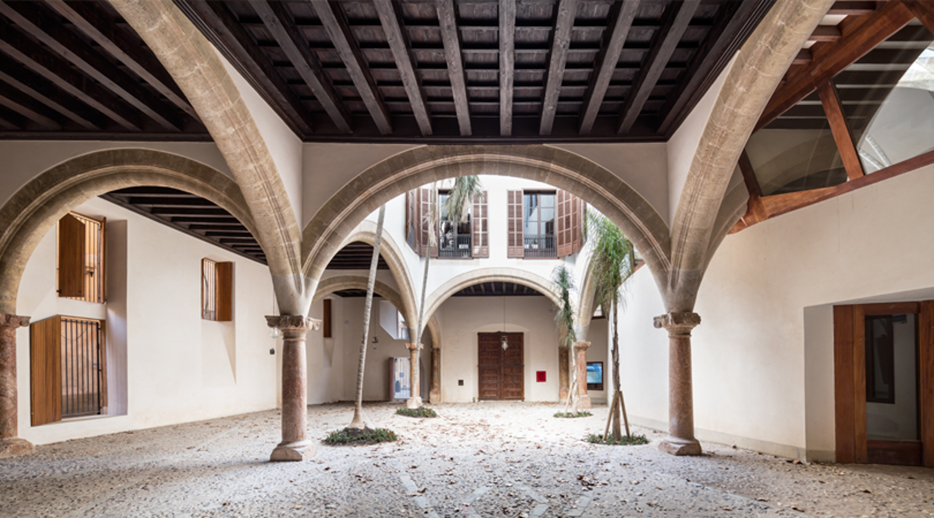  Centre Cultural Casal Balaguer