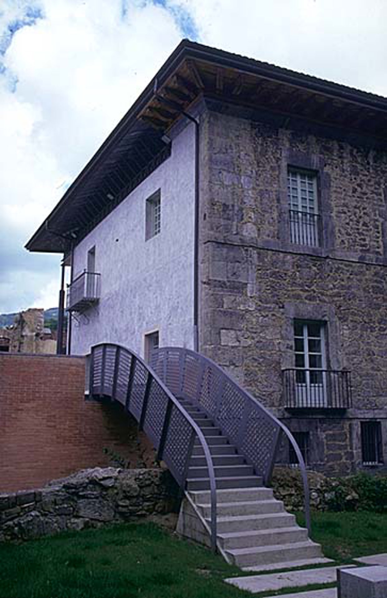  Centro de Cultura Aranburu Jauregia