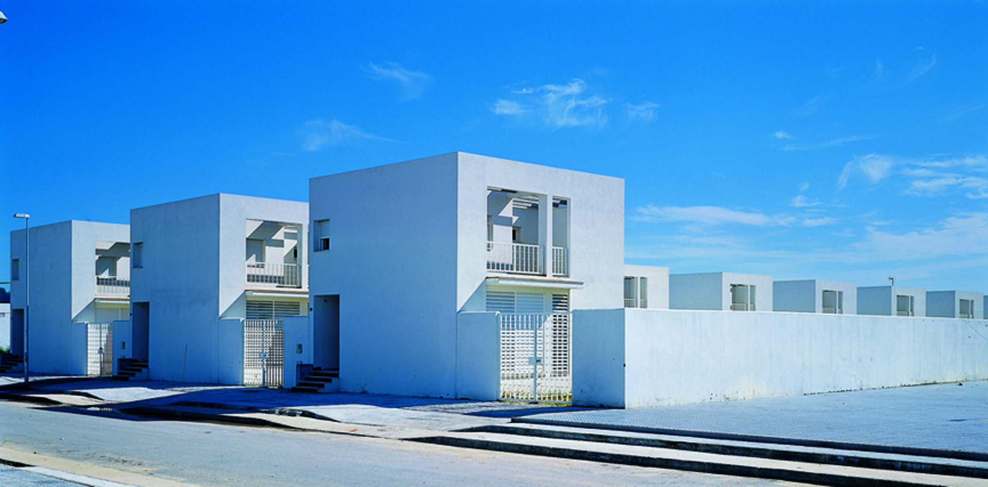  25 viviendas de autoconstrucción en el poblado de Doña Blanca