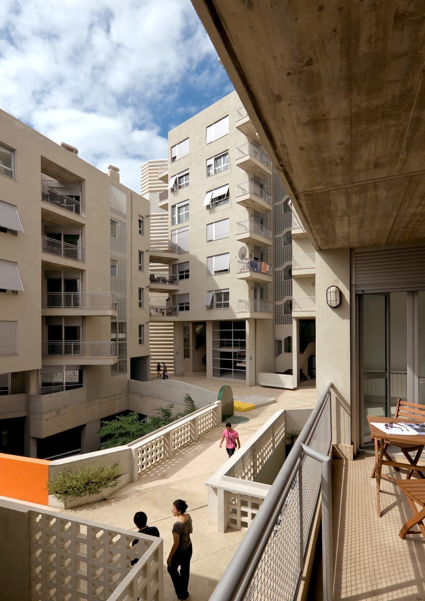  111 viviendas sociales en Terrassa