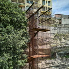 Escalera paisajística en la Vall del Paradís