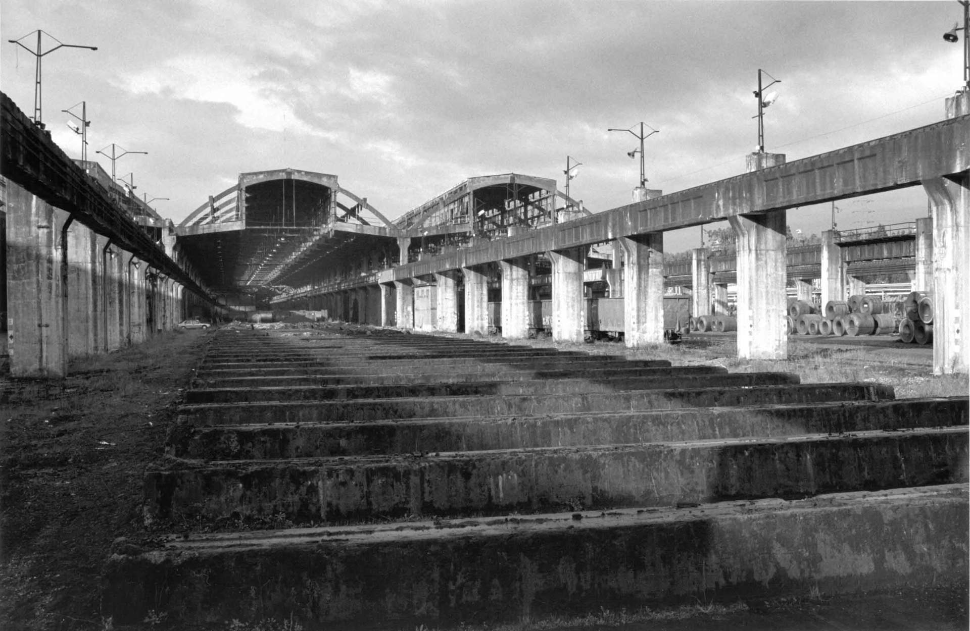  Empresa Nacional Siderúrgica (ENSIDESA)