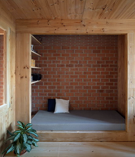 Casa 1721, Granollers, Barcelona. H Arquitectes (David Lorente Ibáñez, Xavier Ros Majó, Roger Tudó Galí, Josep Ricart Ulldemolins)