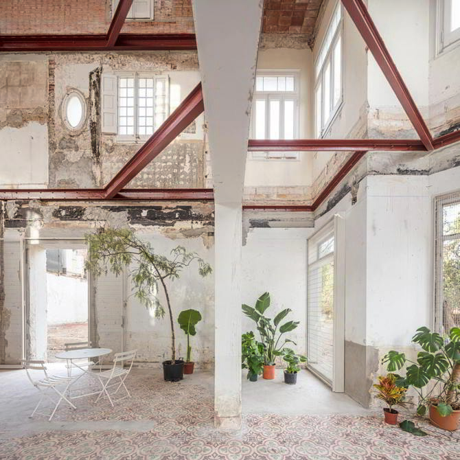 Canals i Junyer, Barcelona. Carles Enrich