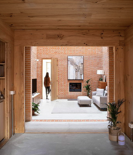 Casa 1721, Granollers, Barcelona. H Arquitectes (David Lorente Ibáñez, Xavier Ros Majó, Roger Tudó Galí, Josep Ricart Ulldemolins)