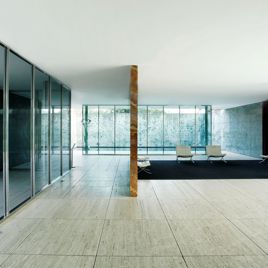 Reconstrucción del pabellón alemán de la  Exposición Internacional de Barcelona 1929