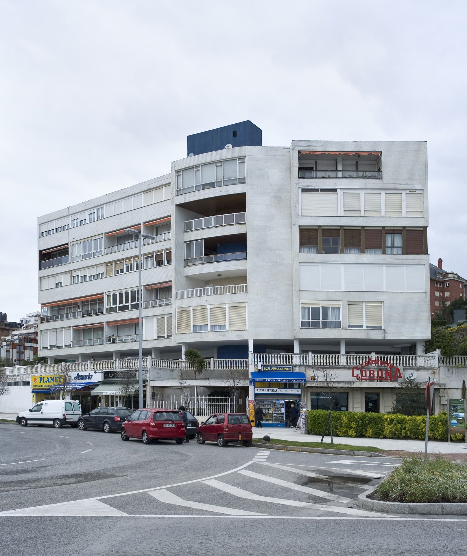  Bloque de viviendas en el paseo García Lago