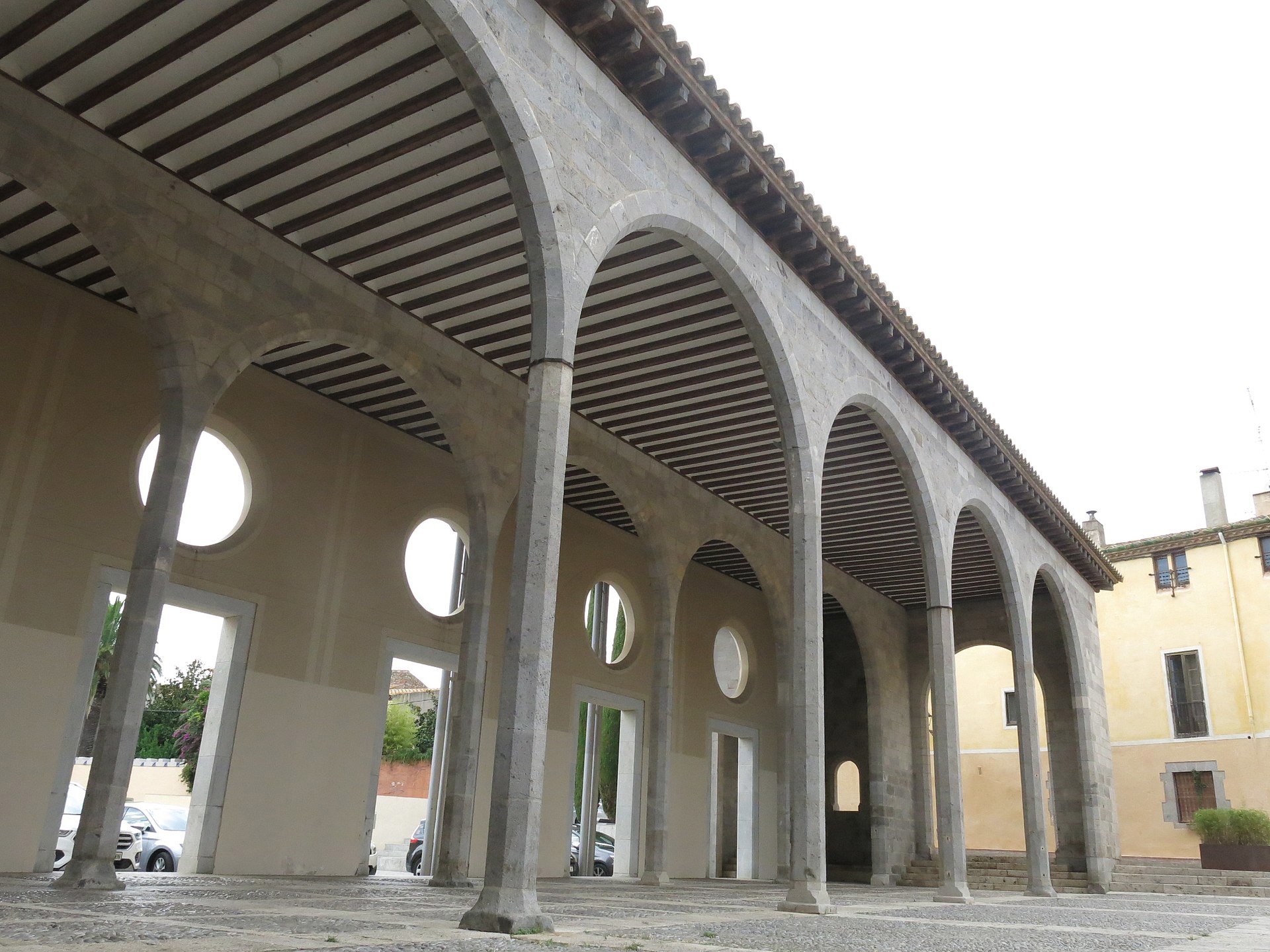  Rehabilitación de la Lonja de Castelló d'Empúries