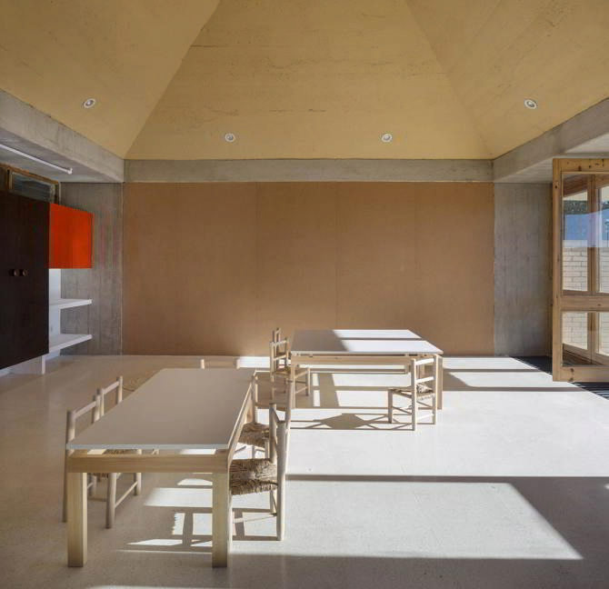 Petit Museu  Escola Àster, Tarragona. Juan Fernando Ródenas, Gilermo Zuaznabar y Carlos Gonzalvo