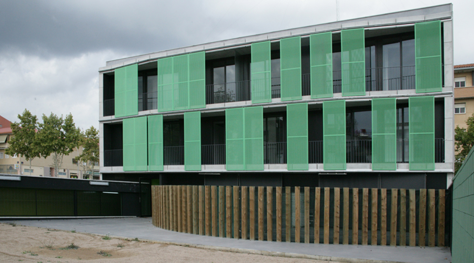  Bloque de 14 viviendas de protección pública en Terrassa