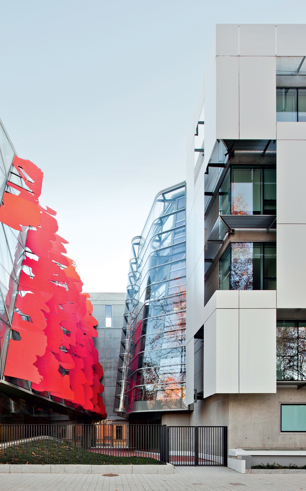  Edificio departamental de la Universidad Pompeu Fabra, Mercé Rodoreda 23