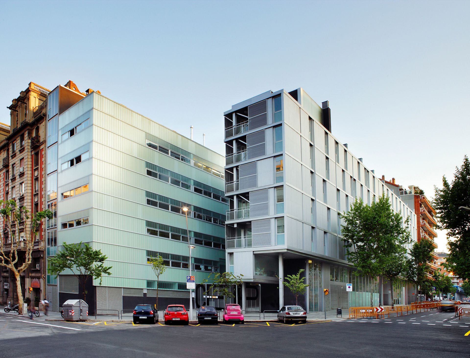 Equipamientos Londres-Villarroel