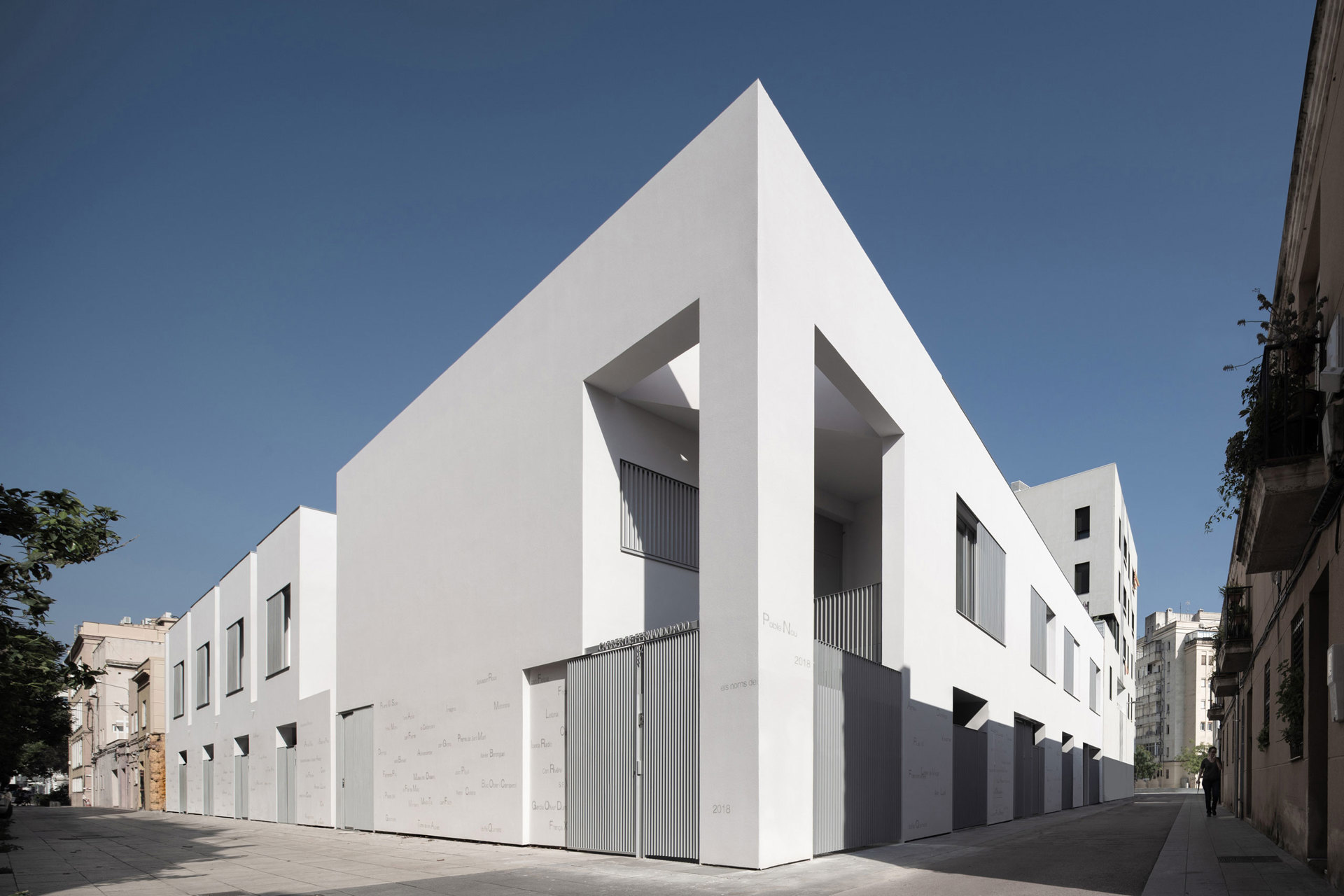  12 viviendas en calle Fernando Poo