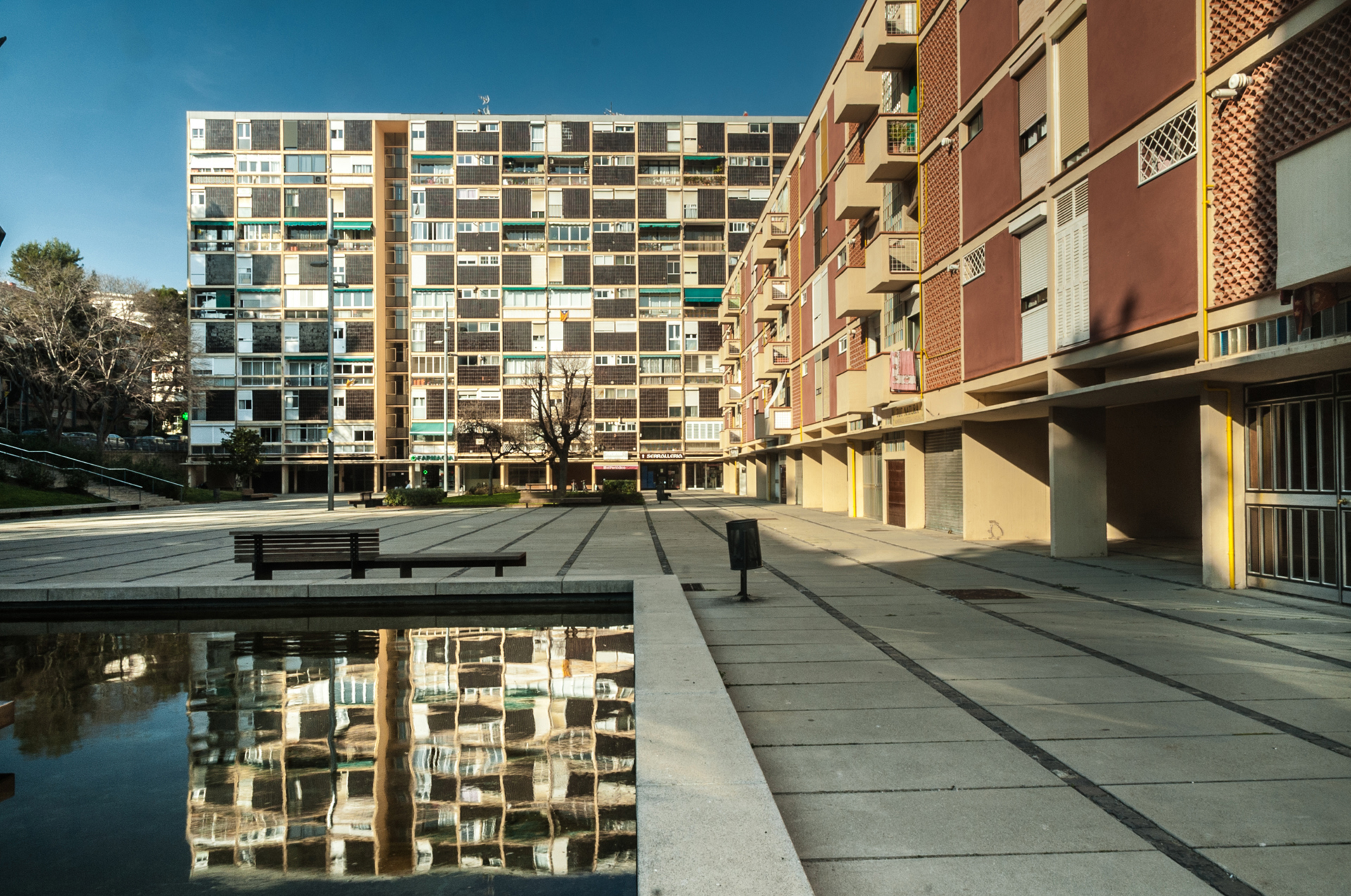  Barrio de Montbau y viviendas unifamiliares agrupadas